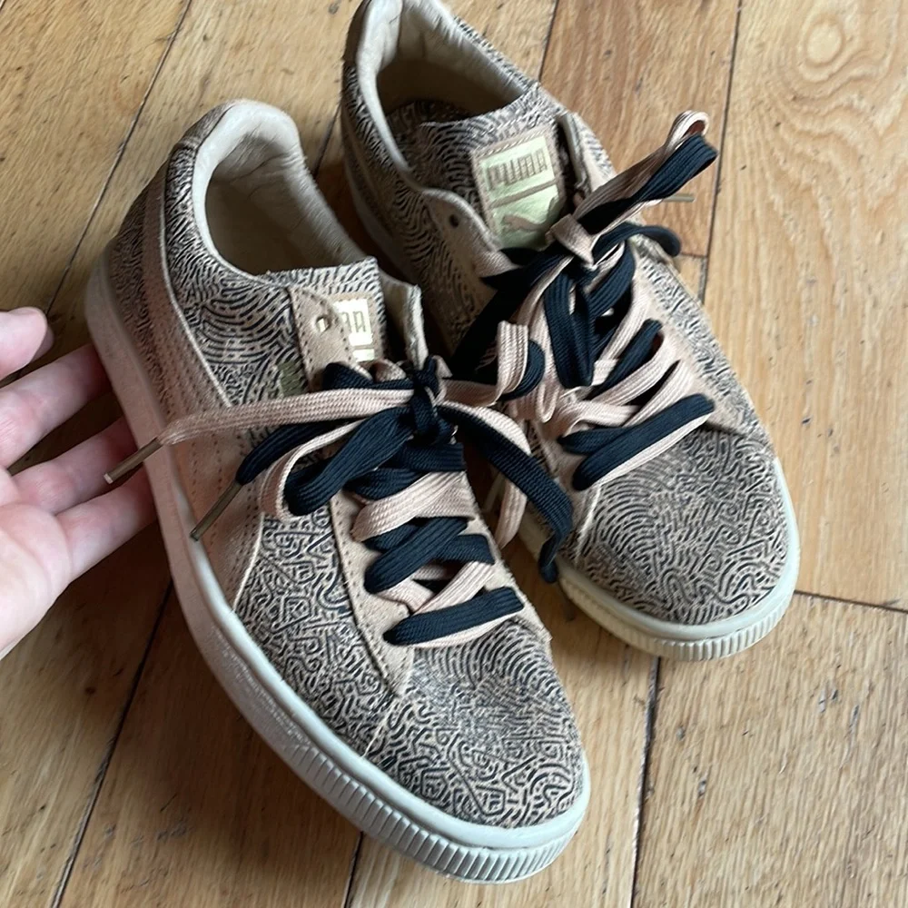 Puma size 7 - Picture 5 of 6